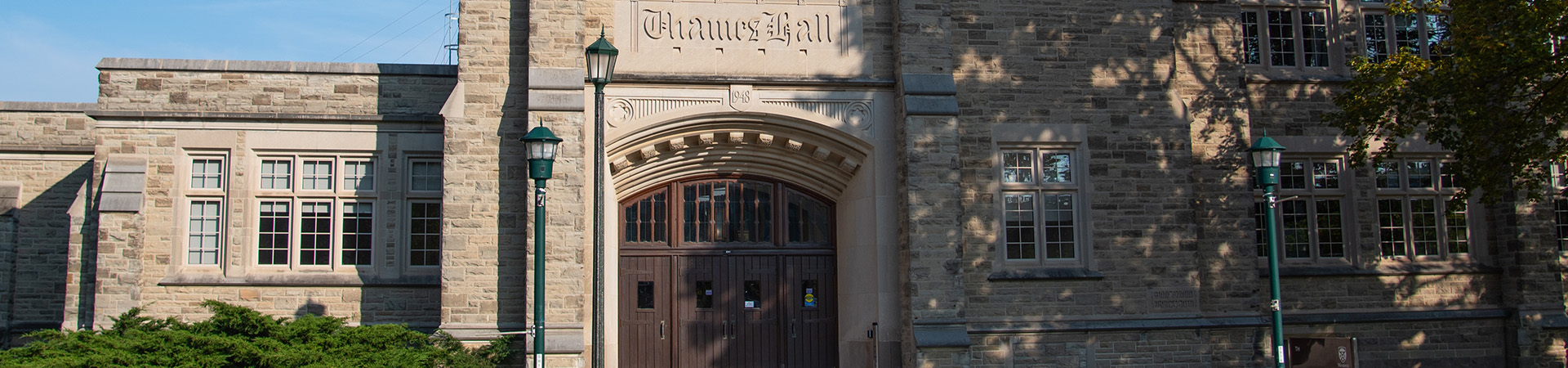 An Exterior shot of the front of Thames Hall, on a sunny day.