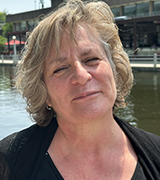 Manina Jones