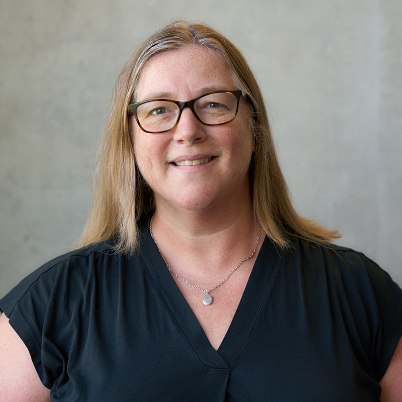 title Jennifer Van Bussel