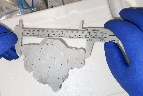record_canadian_hailstone_calipers_600x.png