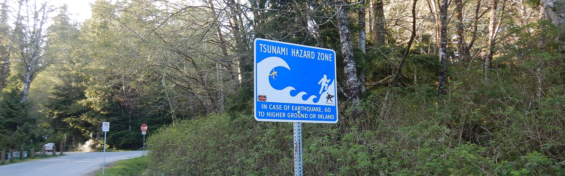 Image of a Tsunami warning sign in Tofino, B.C.